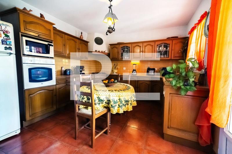 Maison - 150 m² - 7 pièces