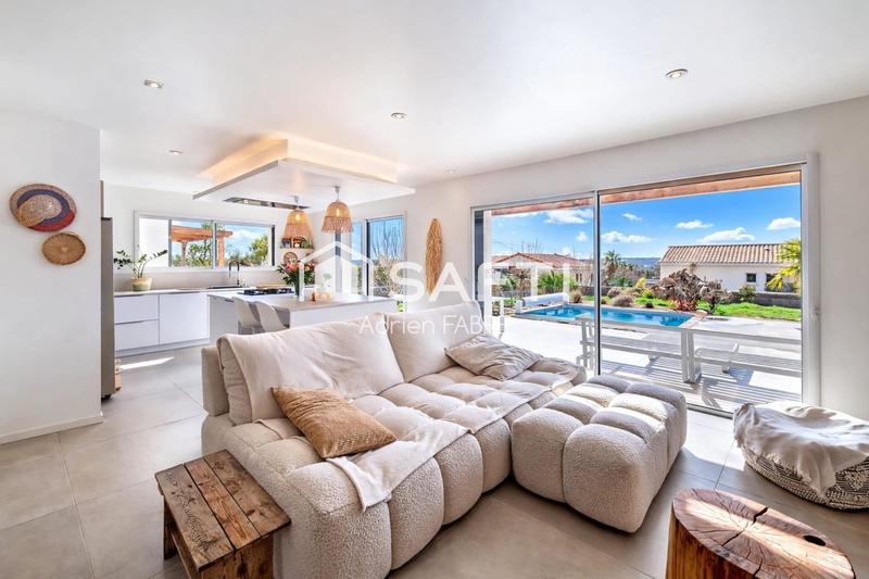 Maison - 113 m² - 5 pièces