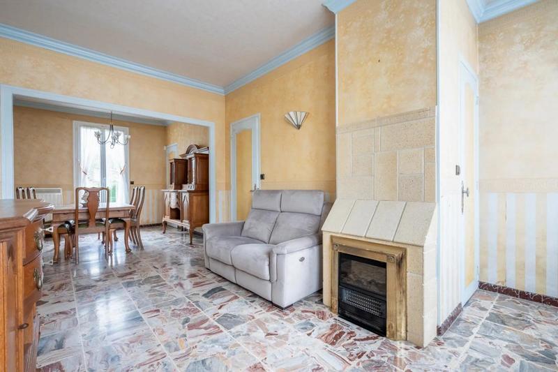 Maison - 128 m² - 7 pièces