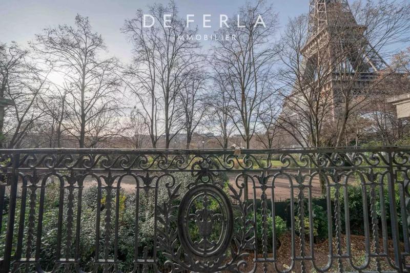 Appartement - 262 m² - 6 pièces