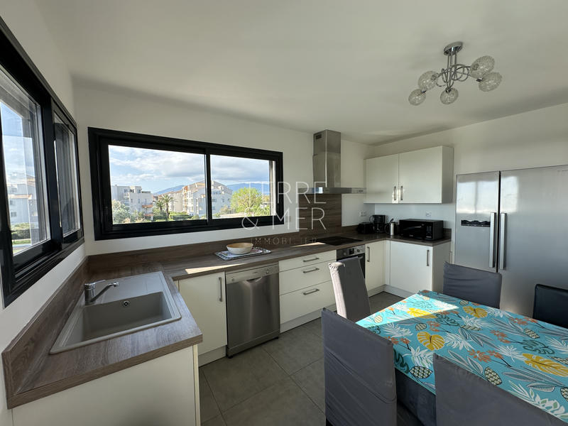 Maison - 179 m² - 7 pièces