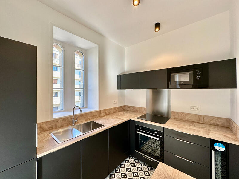 Appartement - 60 m² - 3 pièces