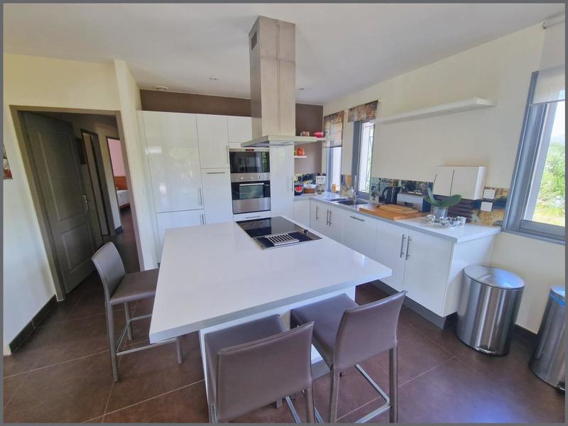 Maison - 115 m² - 5 pièces