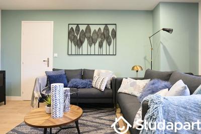 Chambre - 10 m² - 1 pièce