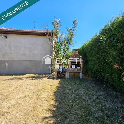 Maison - 180 m² - 8 pièces