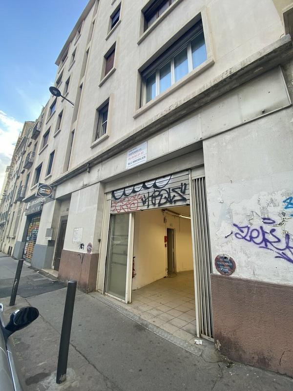 Local commercial - 200 m²