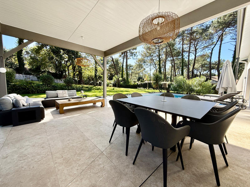 Maison - 187 m² - 6 pièces