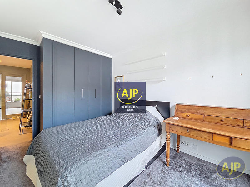 Appartement - 135 m² - 5 pièces