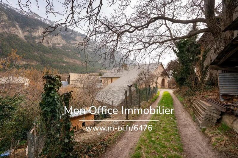 Maison - 600 m² - 22 pièces