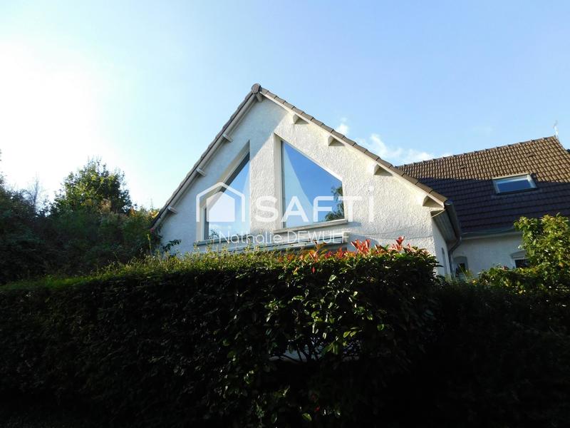 Maison - 225 m² - 8 pièces