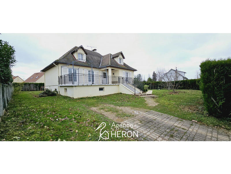 Propriété - 130 m² - 5 pièces