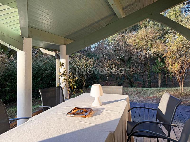 Maison - 99 m² - 5 pièces