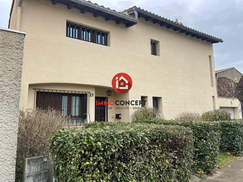 Maison traditionnelle - 147 m² - 5 pièces