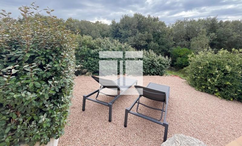 Propriété - 304 m² - 12 pièces