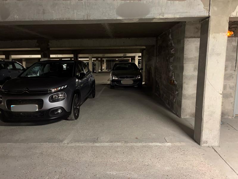 Parking / Garage - 12 m²