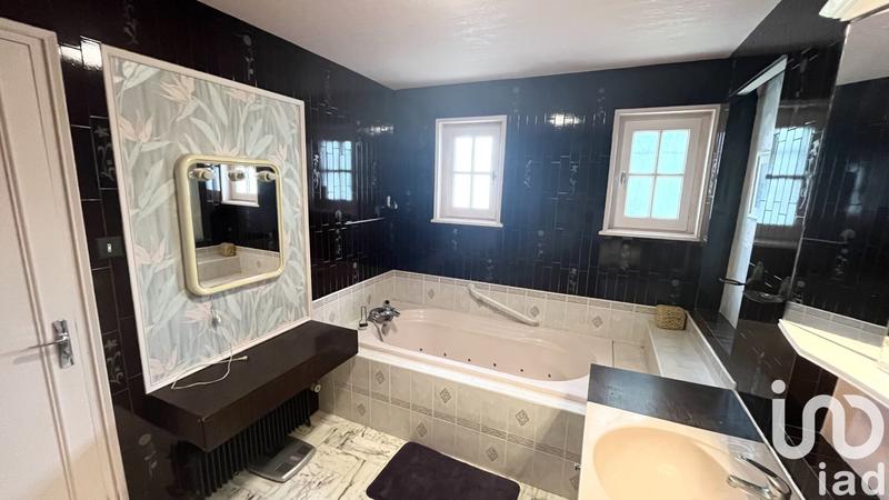 Maison de maîtres - 216 m² - 7 pièces