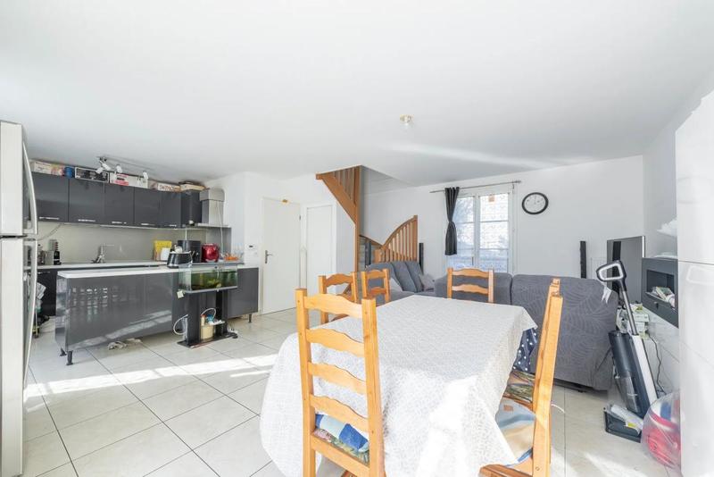 Maison - 108 m² - 5 pièces