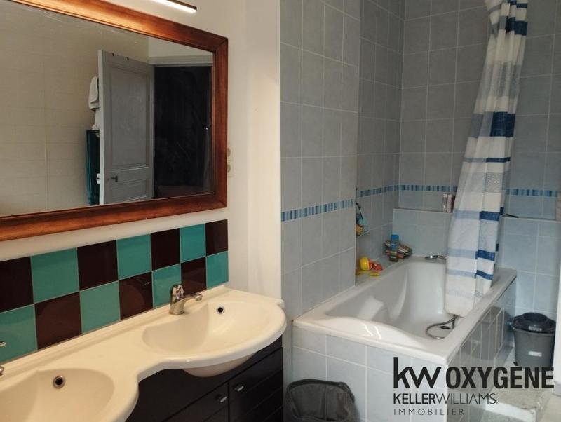 Maison de village - 92 m² - 4 pièces