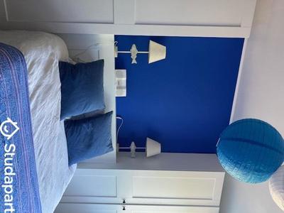 Chambre - 12 m² - 1 pièce