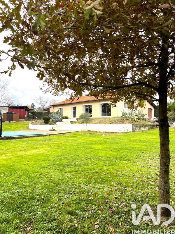 Maison - 122 m² - 5 pièces