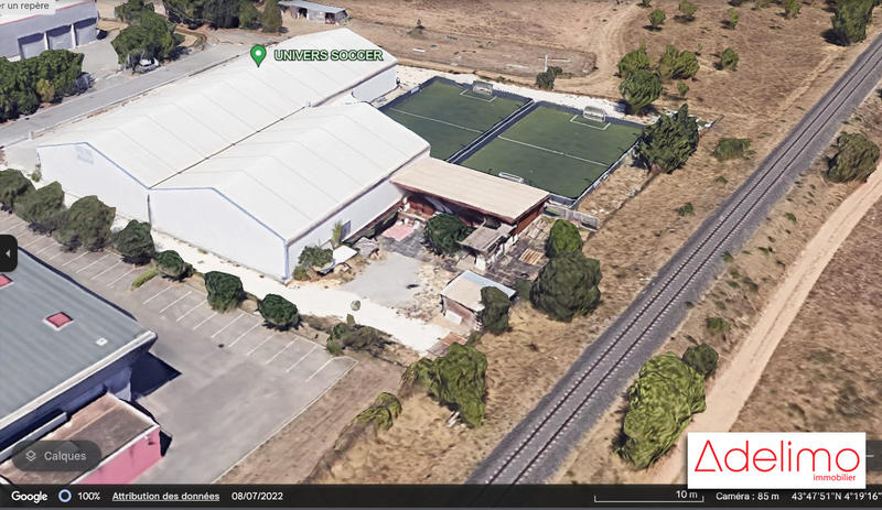 Local d'activités - 1 740 m²