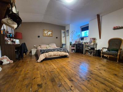 Maison - 186 m² - 6 pièces