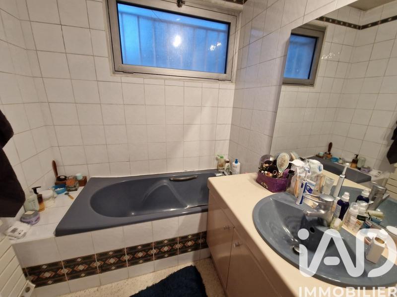 Maison - 93 m² - 5 pièces