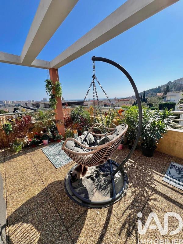 Appartement - 77 m² - 3 pièces