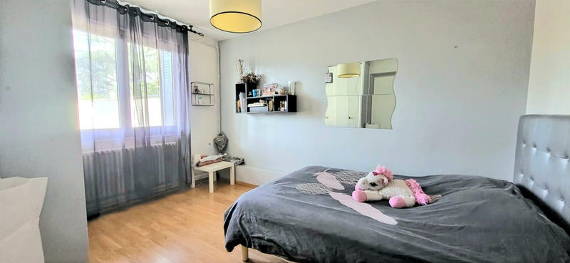 Maison - 157 m² - 7 pièces