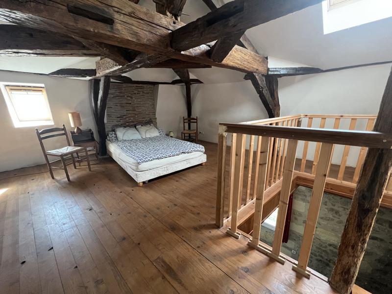 Maison - 253 m² - 7 pièces