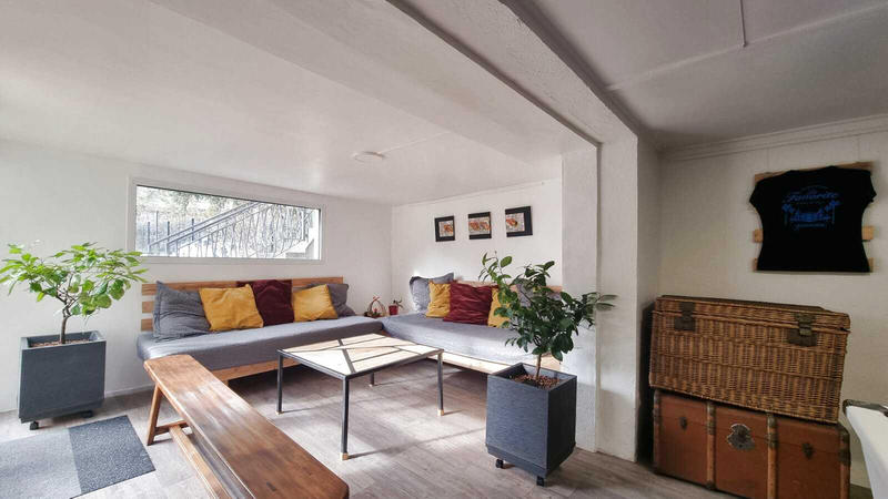 Maison - 186 m² - 8 pièces