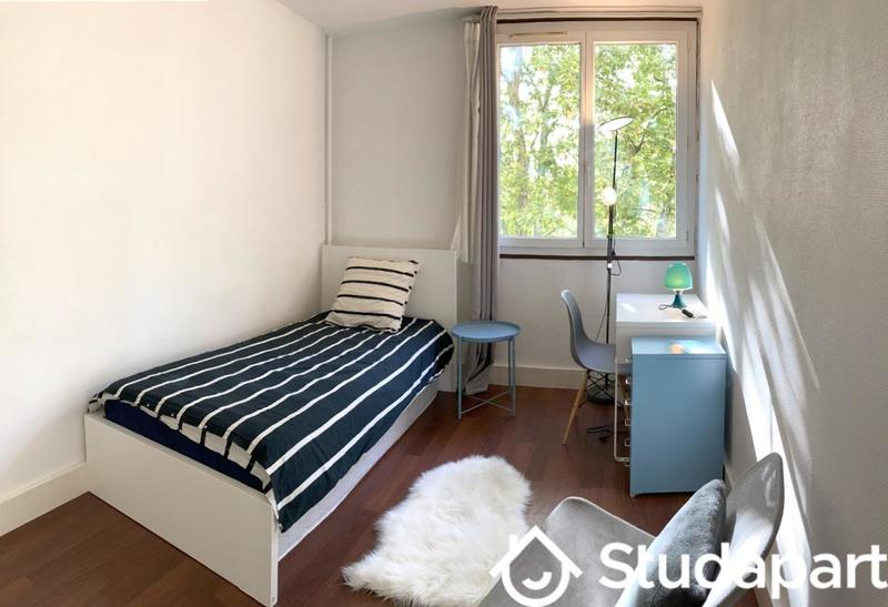 Chambre - 11 m² - 1 pièce
