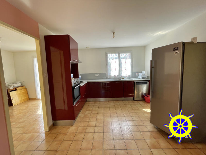 Maison - 92 m² - 5 pièces