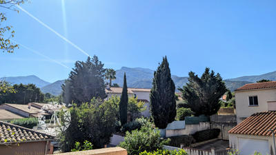 Villa - 100 m² - 5 pièces