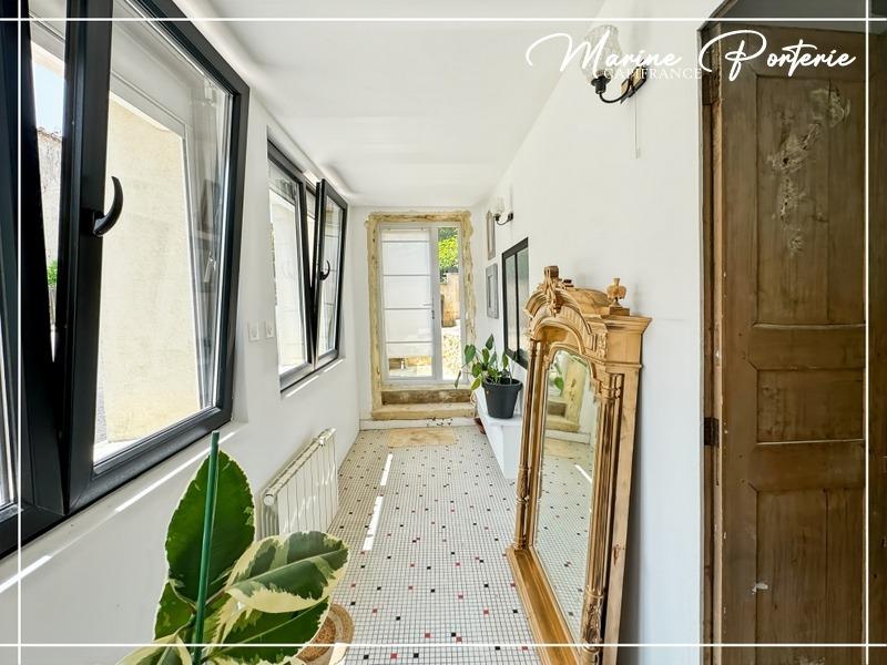 Maison en pierre - 215 m² - 6 pièces