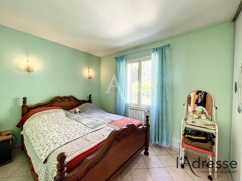 Villa - 95 m² - 4 pièces