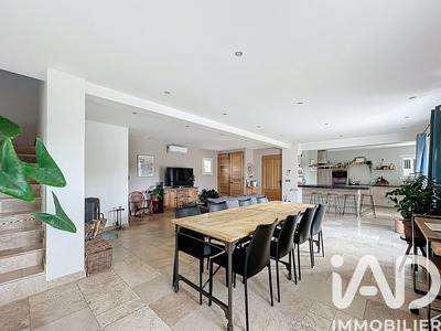 Maison - 135 m² - 5 pièces