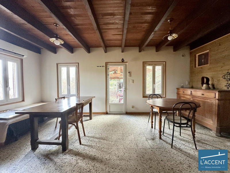 Maison - 64 m² - 2 pièces