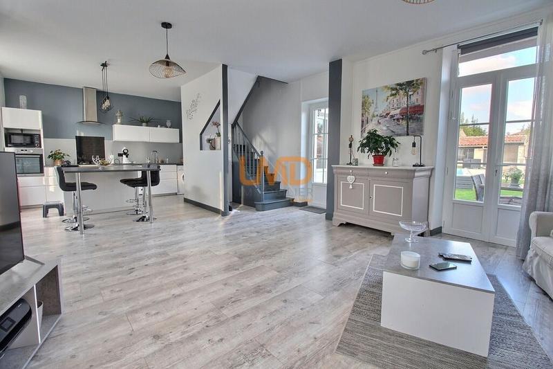 Maison en pierre - 102 m² - 5 pièces