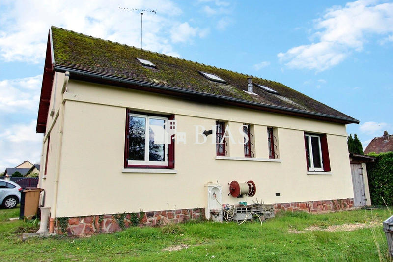 Maison - 105 m² - 4 pièces