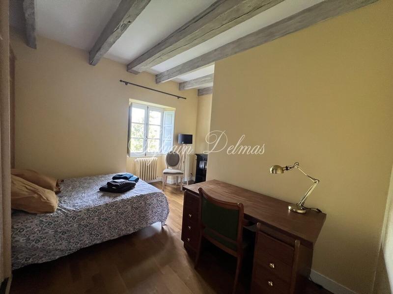 Manoir - 560 m² - 6 pièces