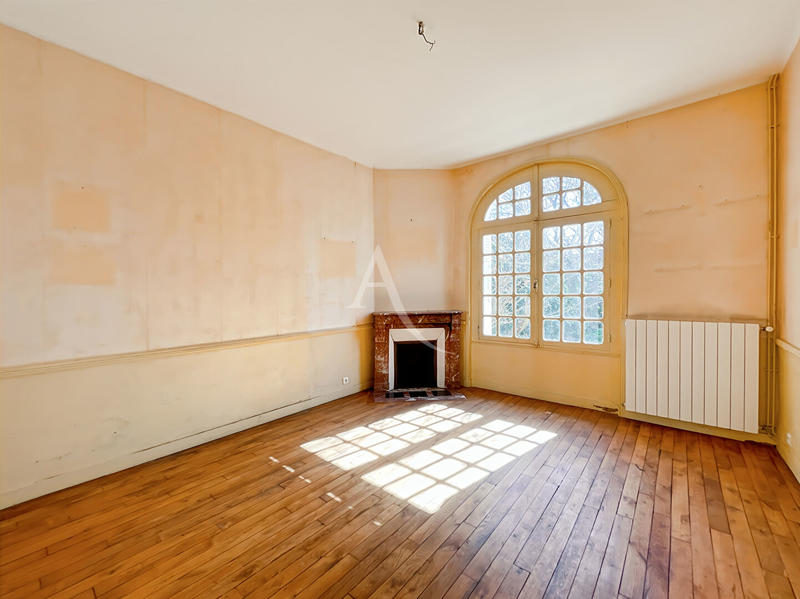 Maison - 160 m² - 7 pièces