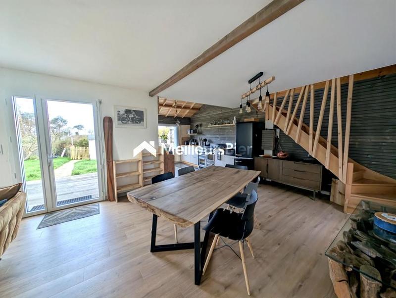 Maison - 85 m² - 4 pièces