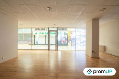 Local commercial - 60 m² - 2 pièces