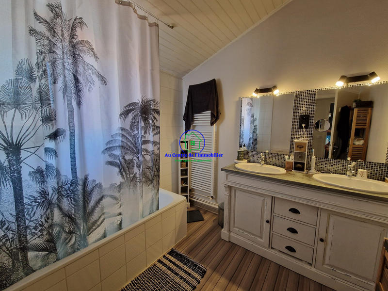 Maison - 85 m² - 5 pièces