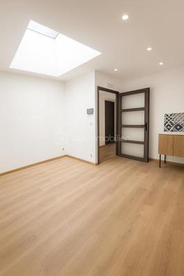 Bureau - 65 m² - 4 pièces