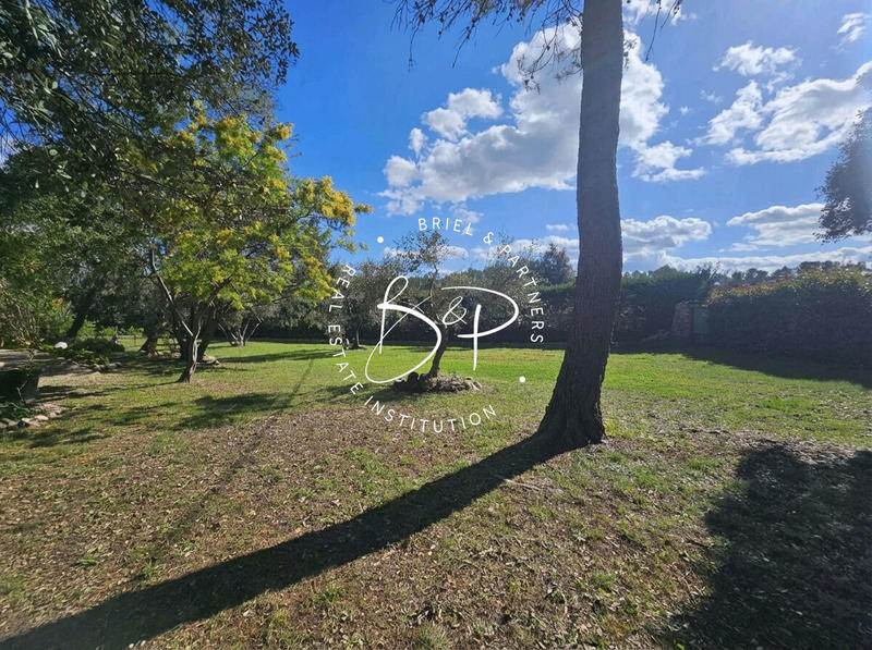 Maison - 183 m² - 7 pièces