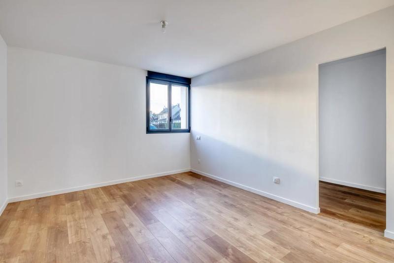 Appartement - 102 m² - 4 pièces