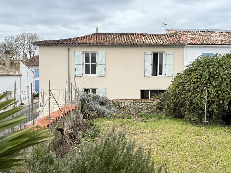 Maison - 92 m² - 3 pièces