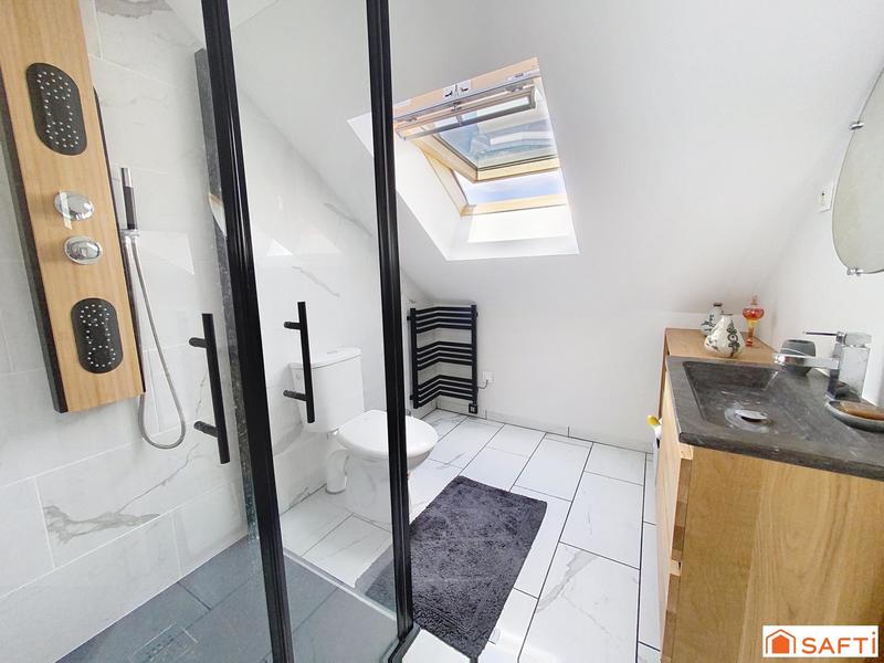 Maison - 169 m² - 7 pièces